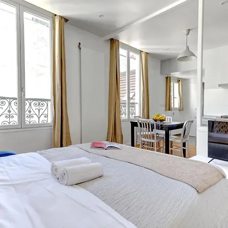 Bright 1br By Palais Garnier & Champs-elysees Апартаменты *